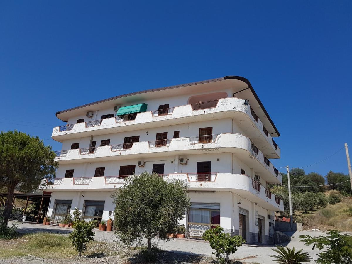 La Primula Hotel Bova Marina Exterior foto